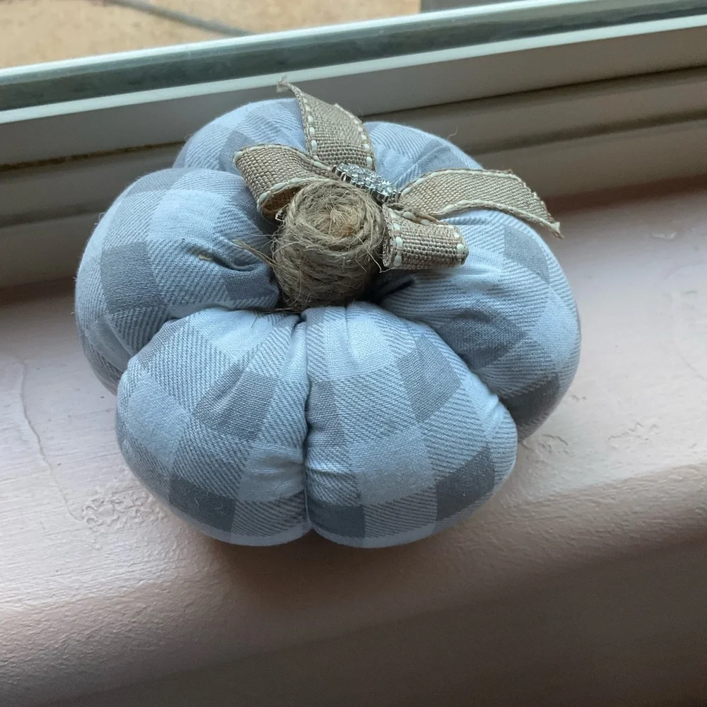 🌸3 for $20🌸 Farmhouse Fabric Gray & White Pumpkin w Rhinestone Accent - Picture 5 of 8